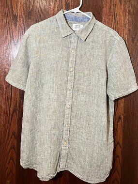 100% Linen short sleeve button down - sage green - men's L